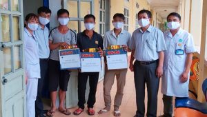 Quỹ Chăm sóc sức khỏe AIDS Hoa Kỳ (AHF) tại Việt Nam hỗ trợ bệnh nhân điều trị HIV/AIDS tại huyện Văn Chấn