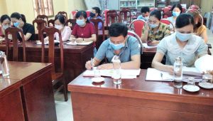 Tập huấn trực tuyến phòng, chống dịch COVID-19 tại cơ sở sản xuất kinh doanh, khu công nghiệp trên địa bàn huyện Văn Chấn